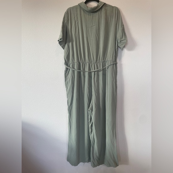 Caslon Tie Waist Jumpsuit Button Down Front Romper Short Sleeve Womens Size 2X - Picture 10 of 11